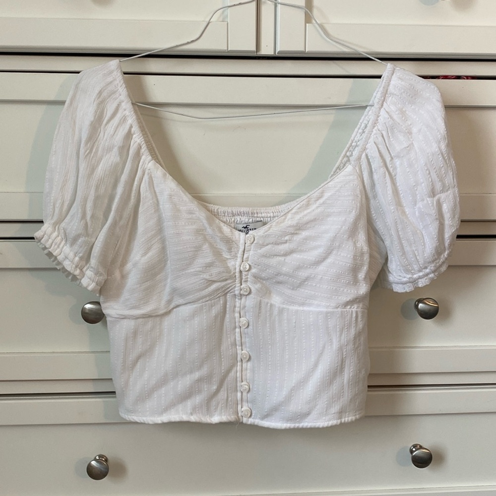 hollister white top